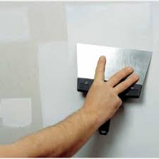 préparation du mur pour la peinture murale