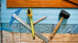 Travaux préparatoires pour la pose du stratifié