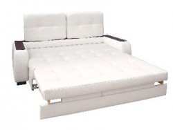 Canapé en cuir avec mécanisme de transformation coulissant