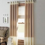 expansion visuelle d'une fenêtre étroite grâce aux rideaux