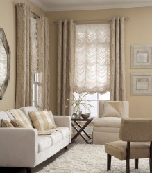 rideaux français dans le salon