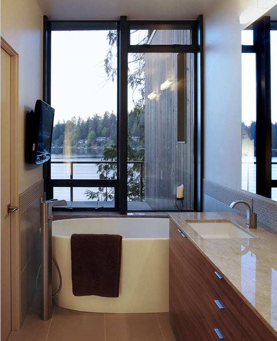 petit minimalisme de salle de bain