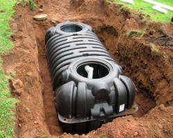 fosse septique pour donner du plastique