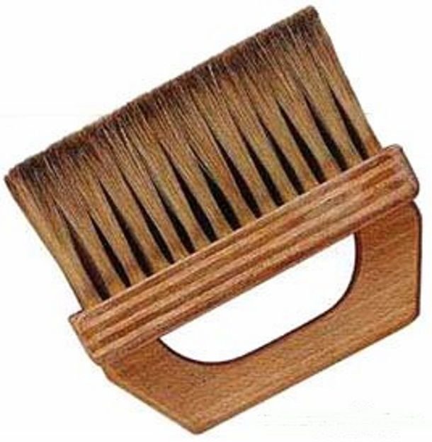 pinceaux pour le rognage de peinture