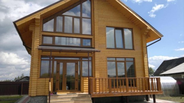 6 conseils pour choisir et installer des fenêtres dans une maison en bois 6 conseils pour choisir et installer des fenêtres dans une maison en bois