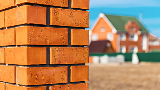 Brique rouge: caractéristiques et conseils de sélection Brique rouge: caractéristiques et conseils de sélection