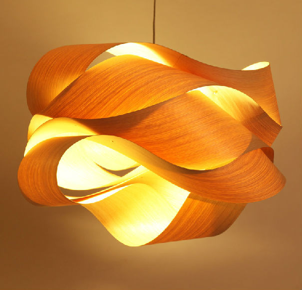 Choisir un lustre en bois - 9 conseils