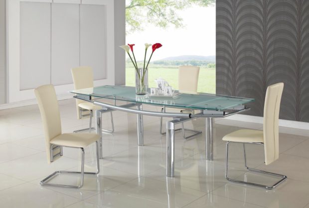 7 conseils pour choisir des tables coulissantes