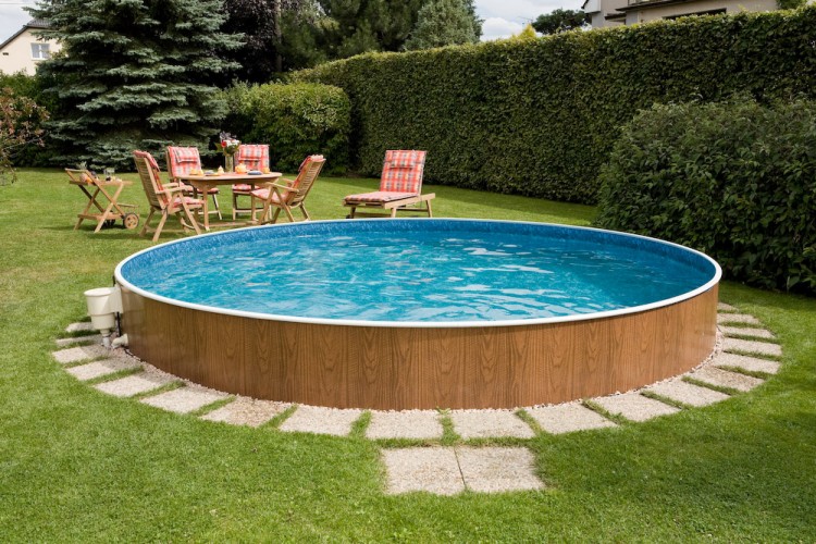 10 conseils pour choisir une bonne piscine à ossature préfabriquée pour une résidence d'été 10 conseils pour choisir une bonne piscine à ossature préfabriquée pour une résidence d'été