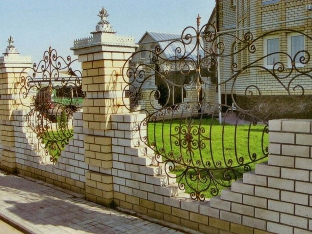 clôture forgée pour le site