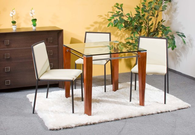 table à manger carrée