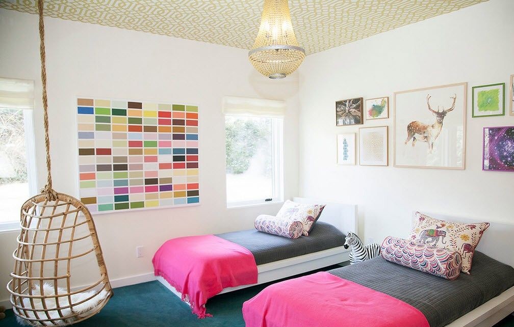 papier peint au plafond dans la pépinière 2