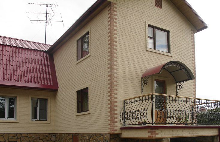 décoration de façade en pierre céramique