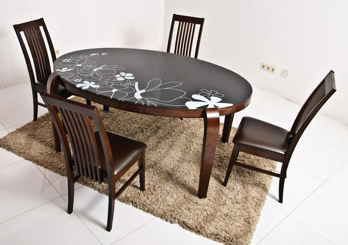 table à manger ovale