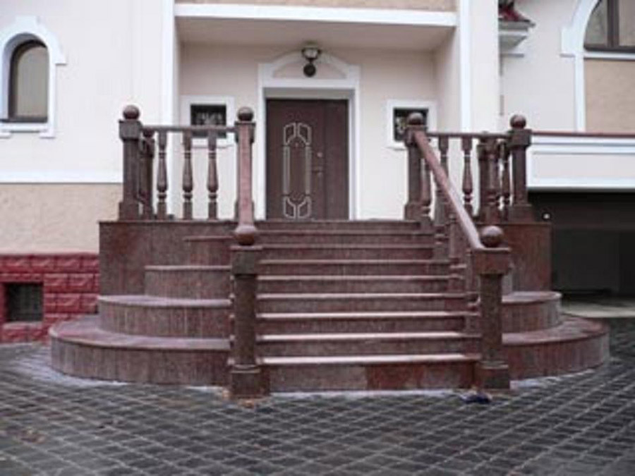 balustrade de porche en pierre