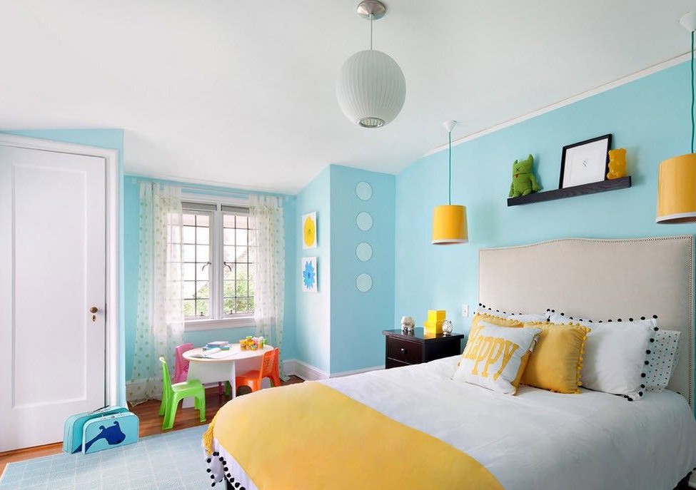 peindre le plafond de la pépinière