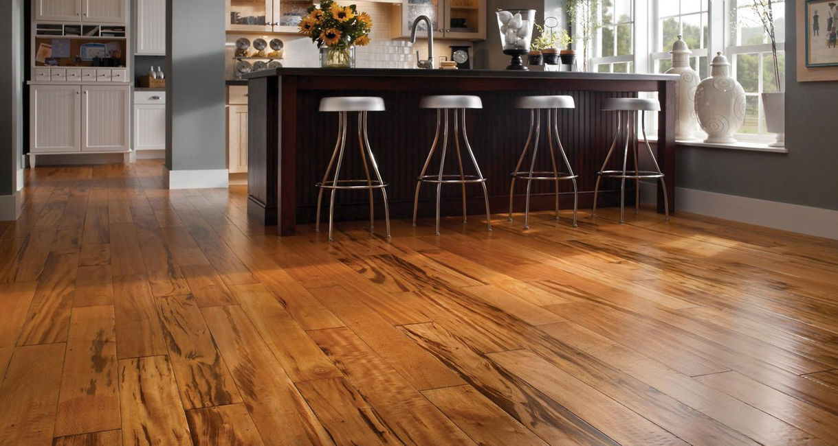 planchers de bois de tigre