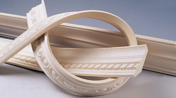 plinthe de plafond en polyuréthane