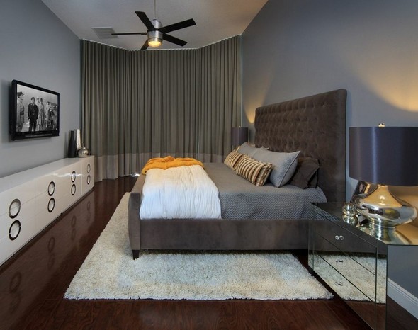 table de chevet high-tech