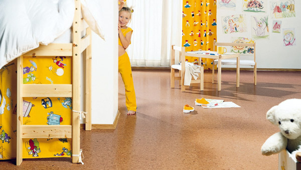 revêtement de sol en liège dans la pépinière 2