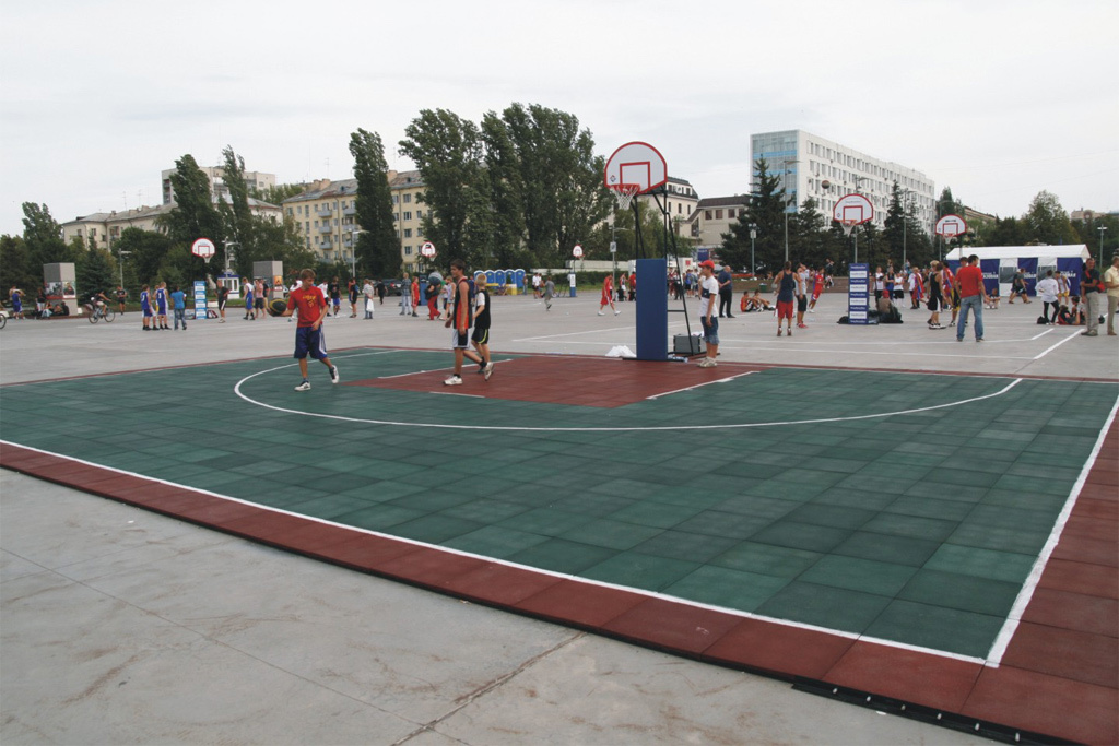 application de carreaux de caoutchouc